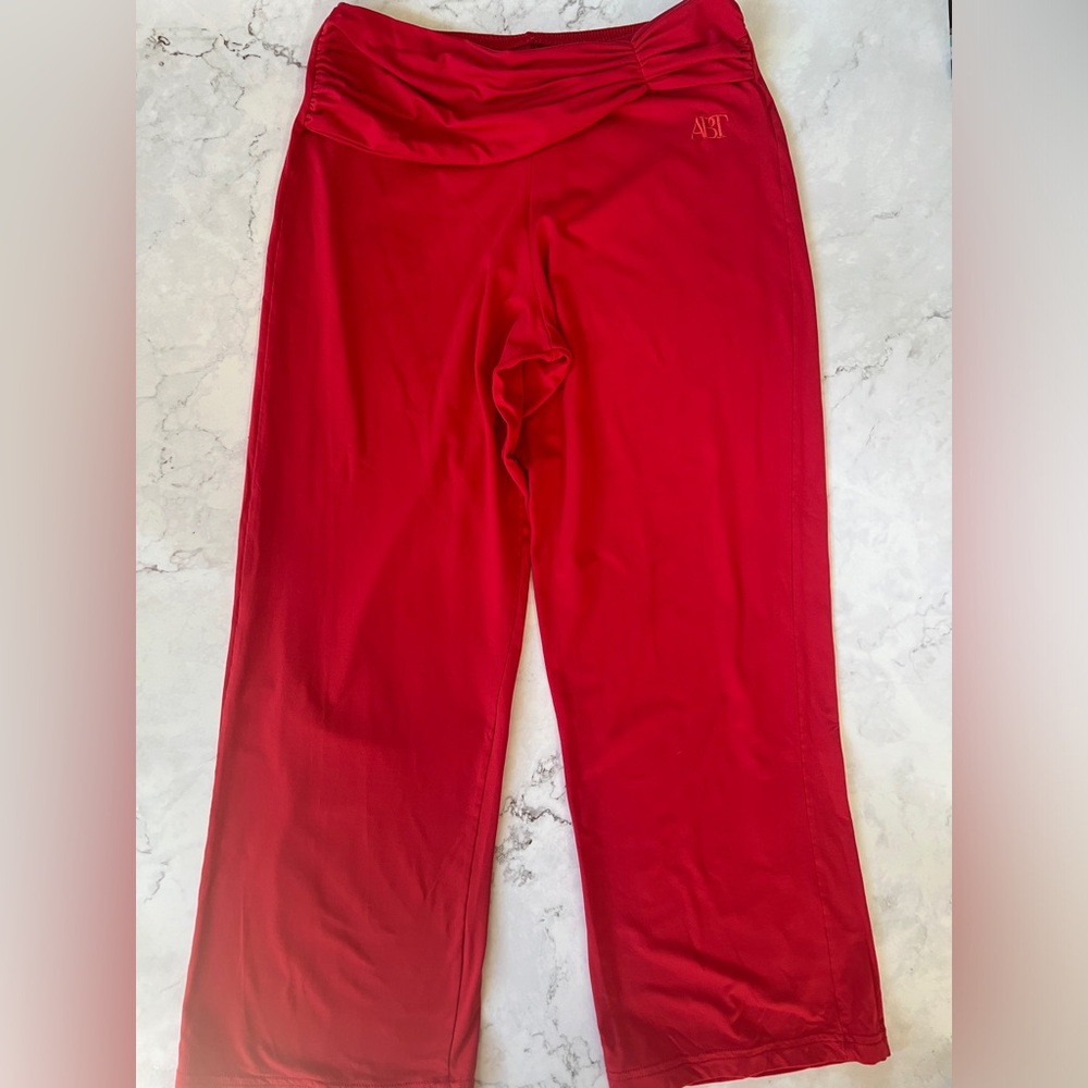ABT women’s dance capris - Red